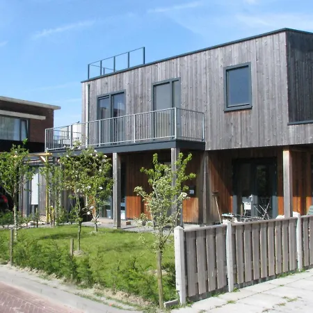 Active Bed & Breakfast Den Haag